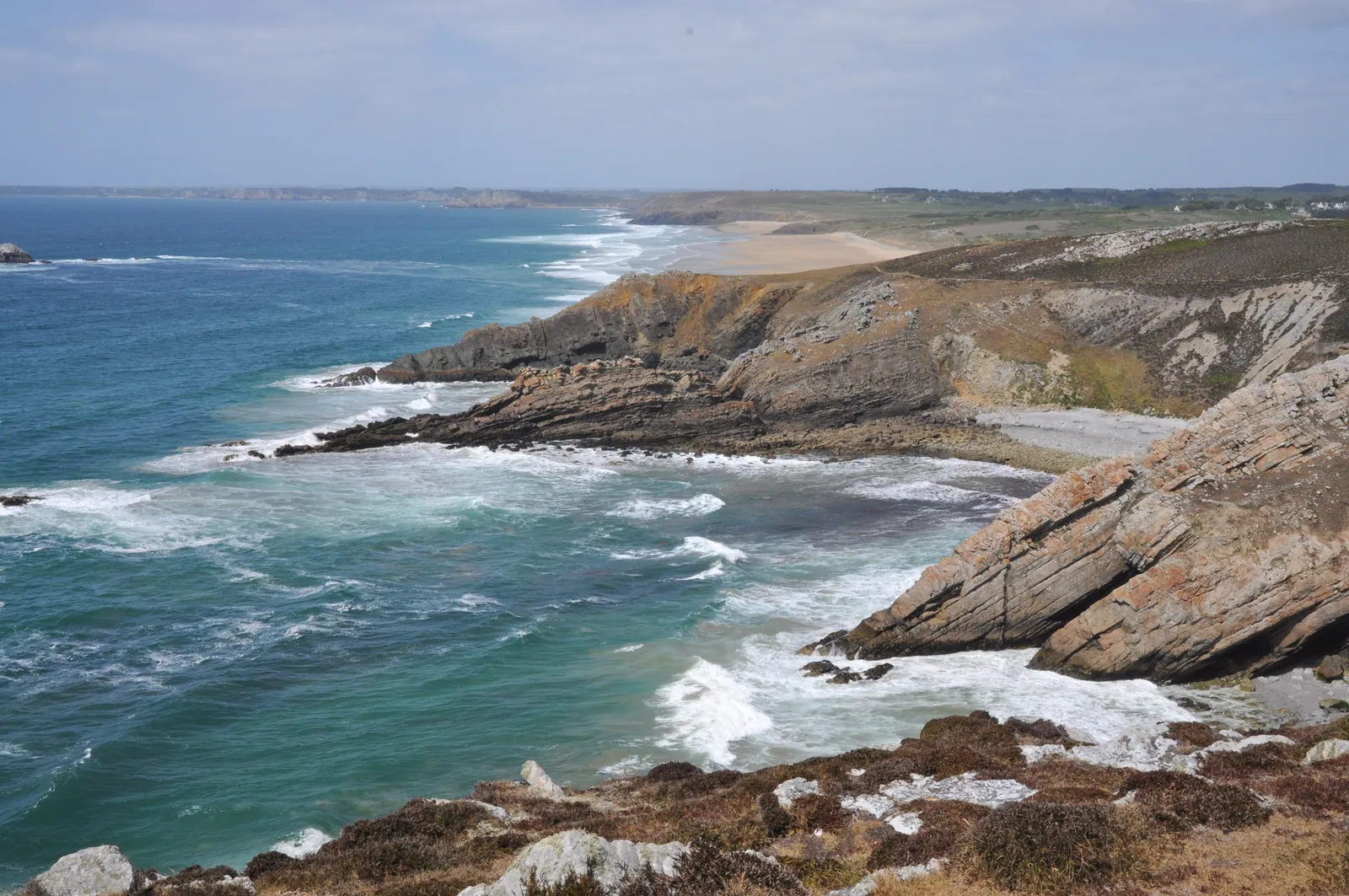 Persig, Beg ar C’Houbez et la plage de la Palue vus depuis la pointe de Kerroux
